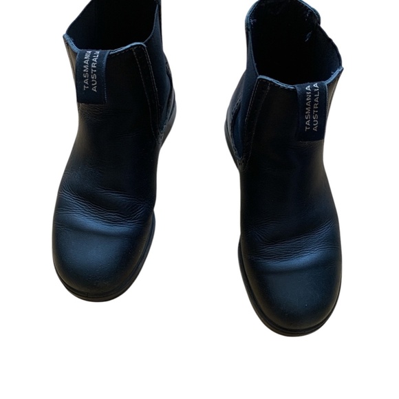 Blundstone Classic Chelsea Boots – Black Leather (Women’s 4.5) - Picture 2 of 7